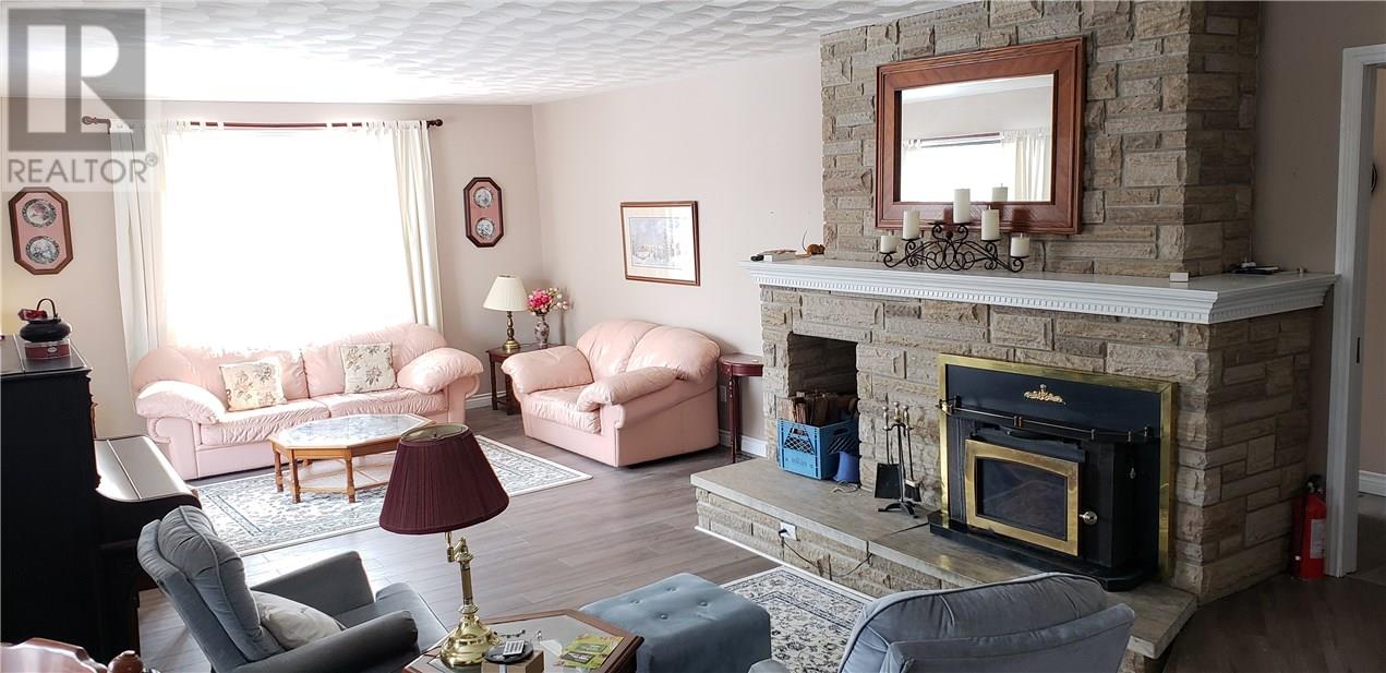 living room at 42815 Beck Line, St Thomas