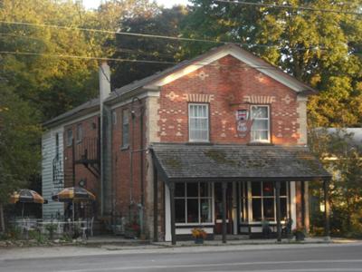 Store in Glen Williams, Ontario 