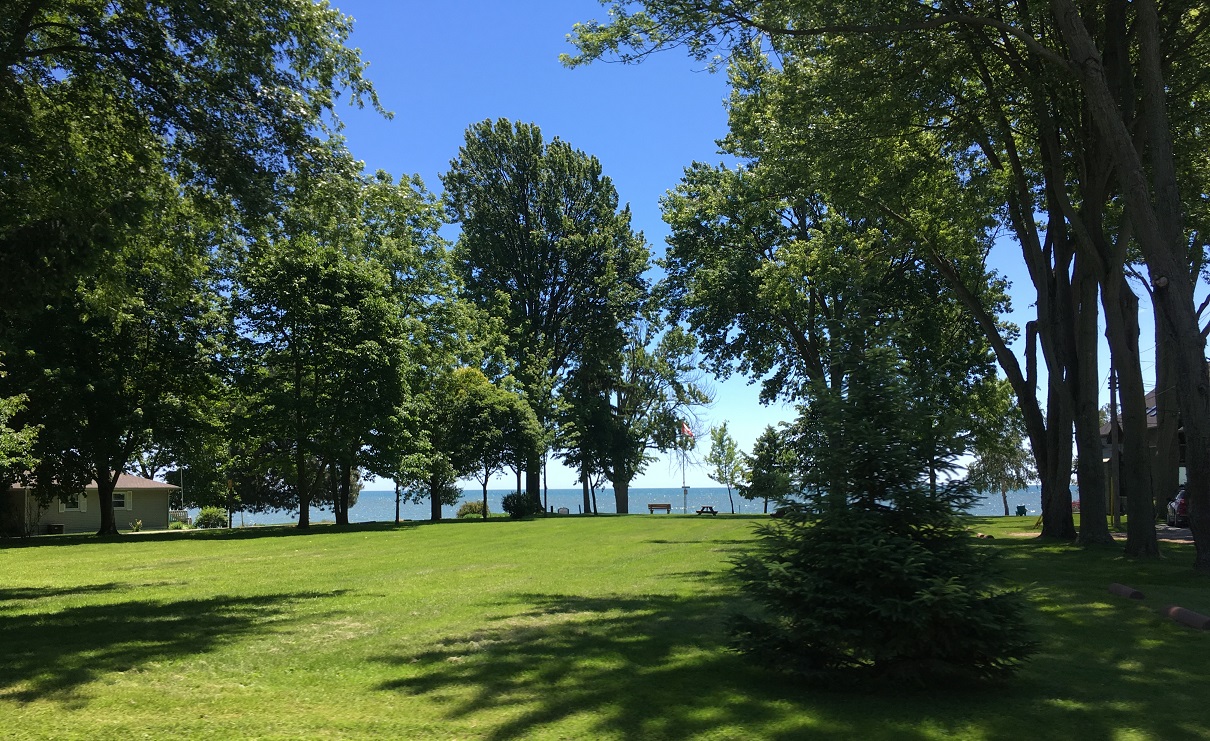 Lake Erie from Heritage Road, Kingsville