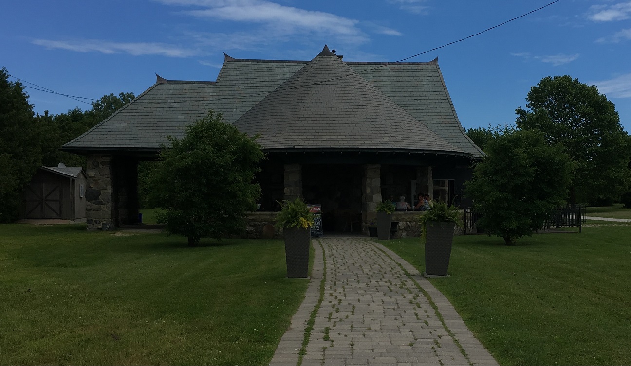 Mettawas Station Restaurant, Kingsville, Ontario