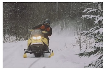 Snowmobiling in Ontario