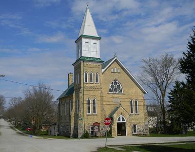 Moorefield United Church & some of the village behind it...